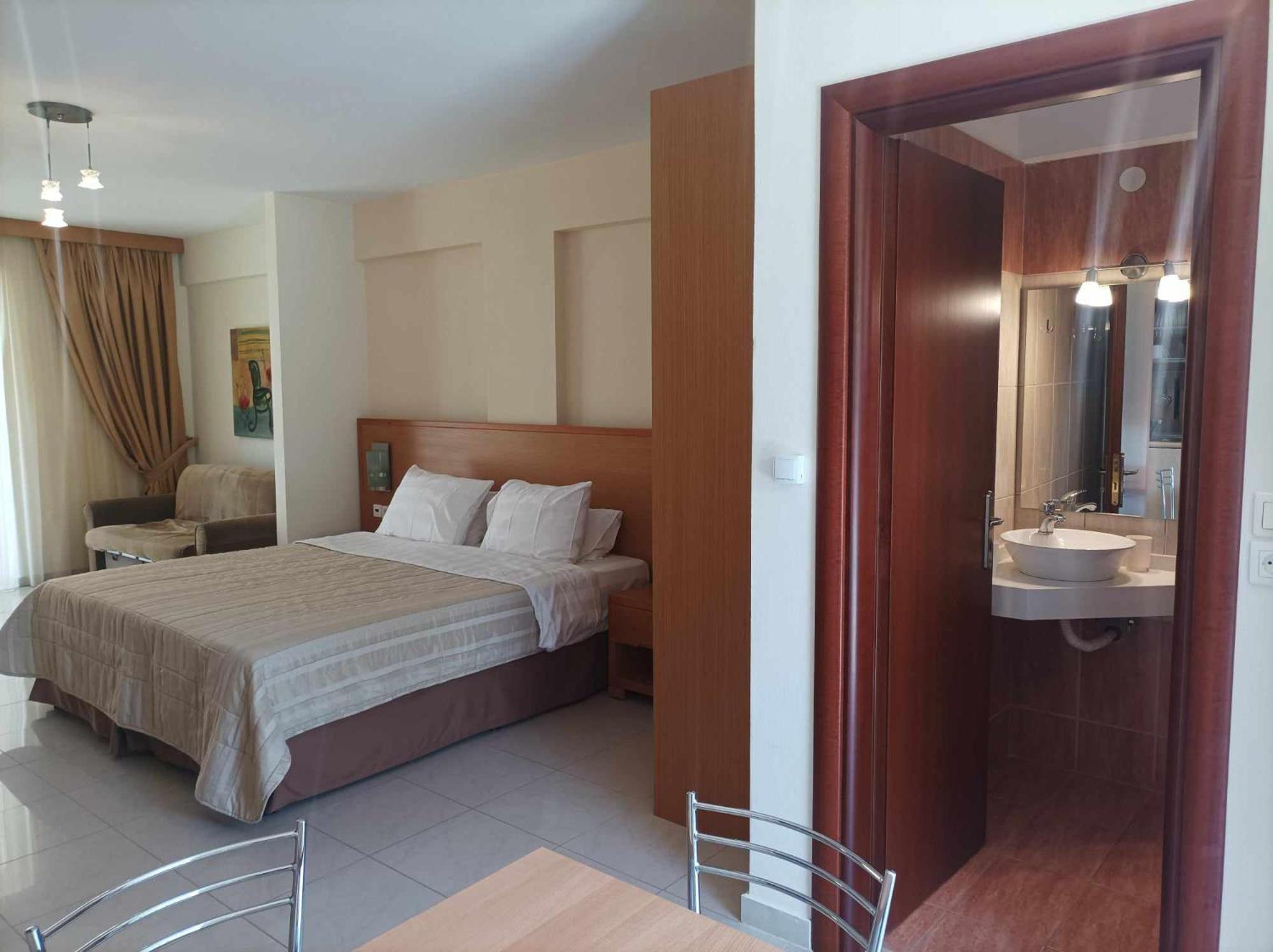 Alex House Aparthotel Zaháro Kültér fotó
