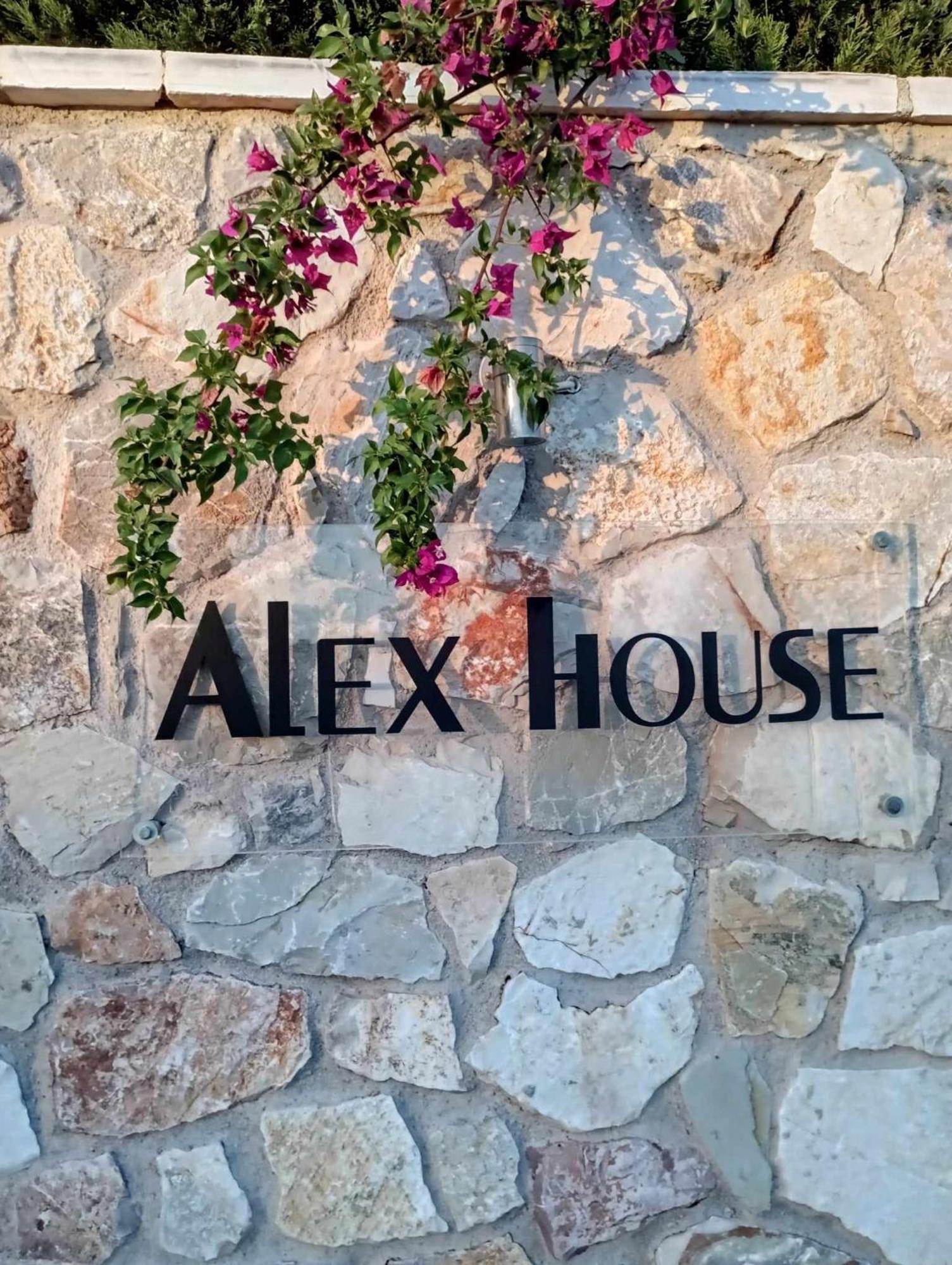 Alex House Aparthotel Zaháro Kültér fotó
